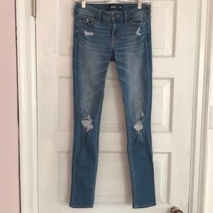 Hollister super skinny ripped jeans